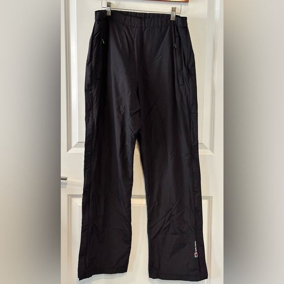 Helly Hansen Helly Tech Full Side Zipper  Black Pants Mens Medium - Picture 1 of 10